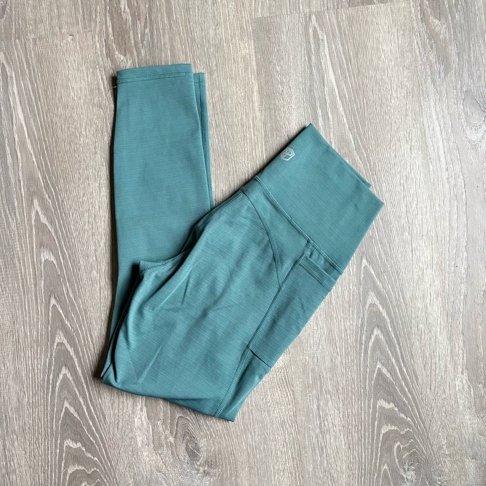 Born Primitive Leggings Women’s Size Medium